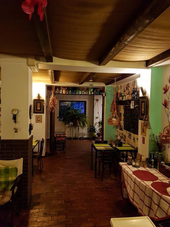 Bistro-Pension La Teleferic Σινάια Εξωτερικό φωτογραφία